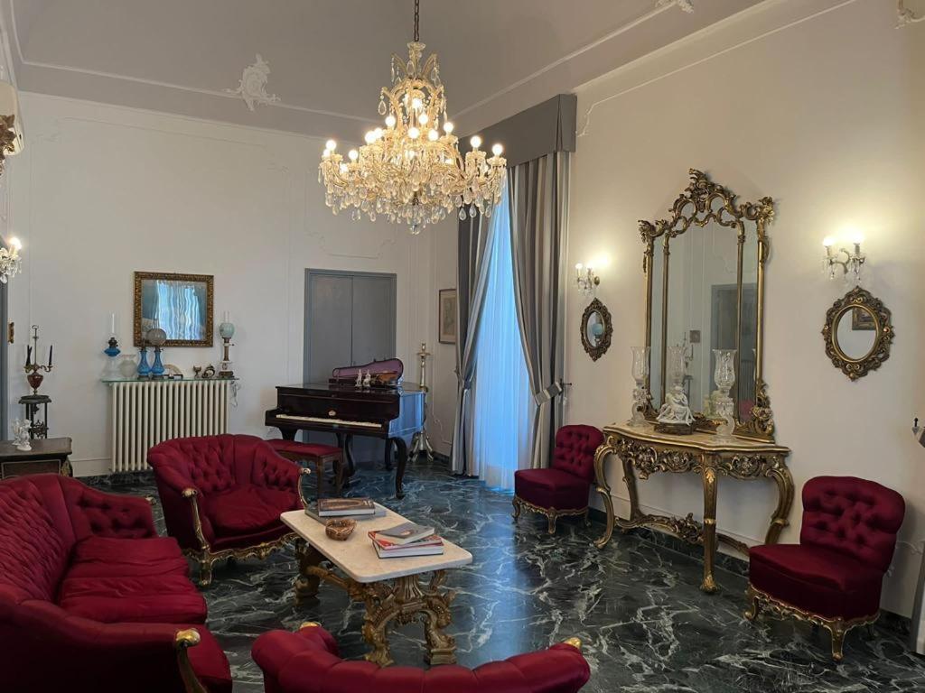 Palazzo Angelelli Bed & Breakfast Gallipoli Bagian luar foto