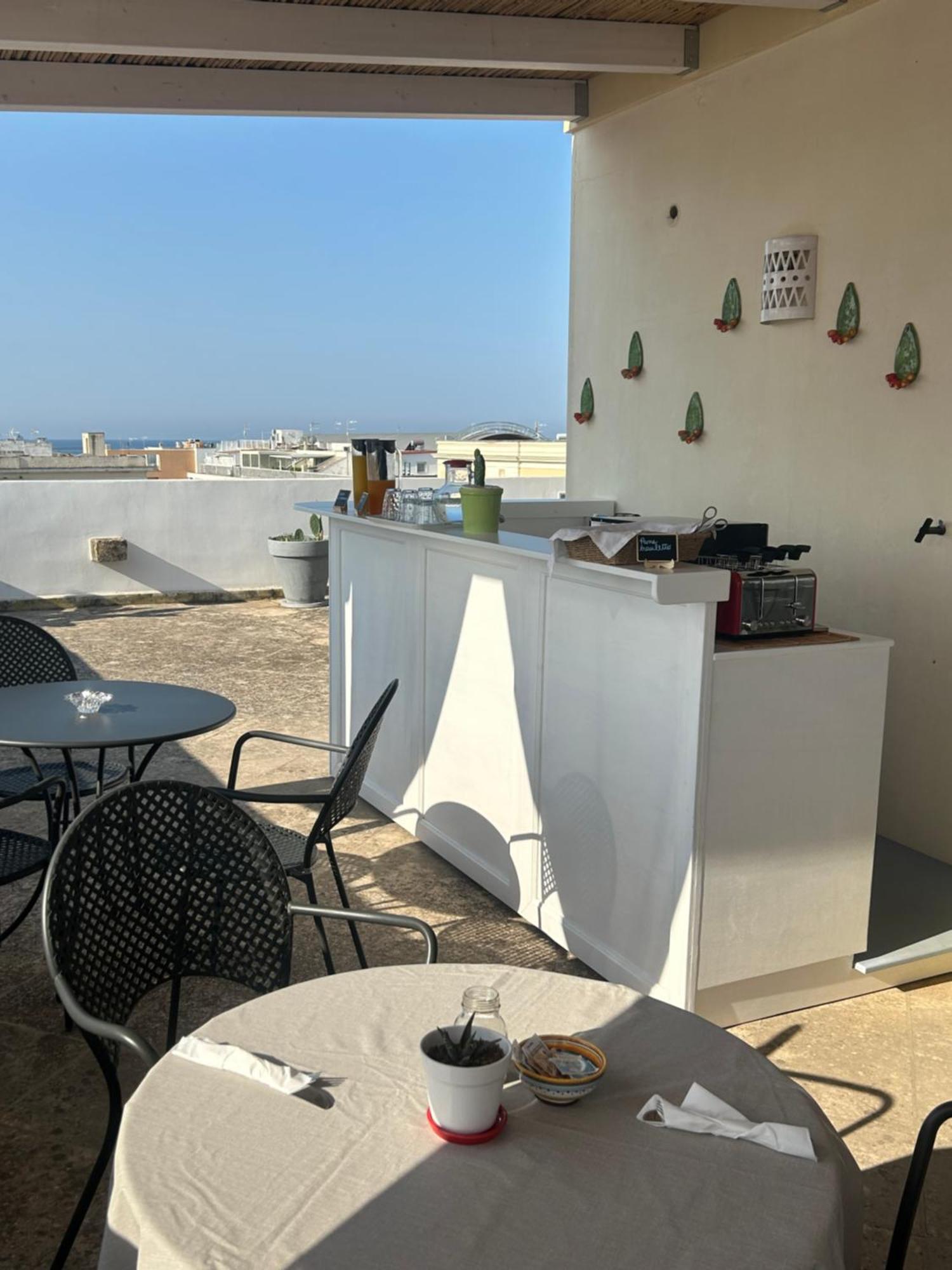 Palazzo Angelelli Bed & Breakfast Gallipoli Bagian luar foto