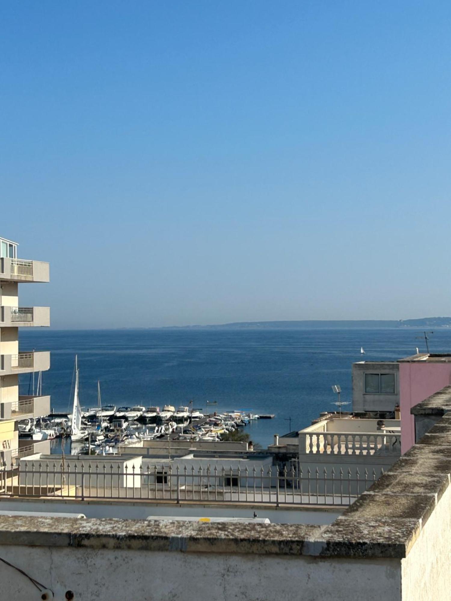 Palazzo Angelelli Bed & Breakfast Gallipoli Bagian luar foto