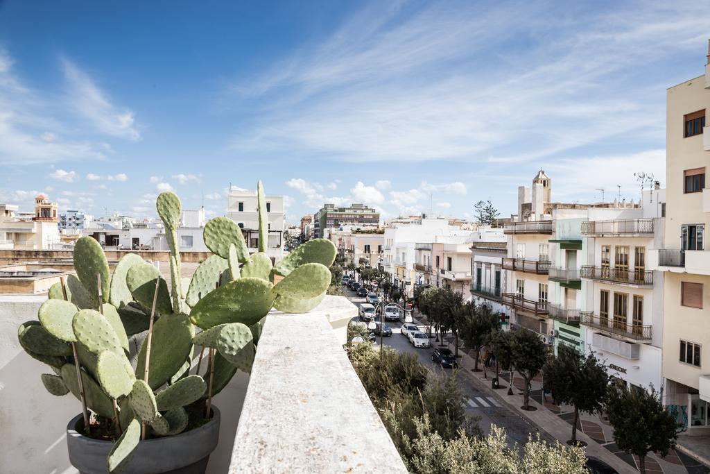 Palazzo Angelelli Bed & Breakfast Gallipoli Bagian luar foto