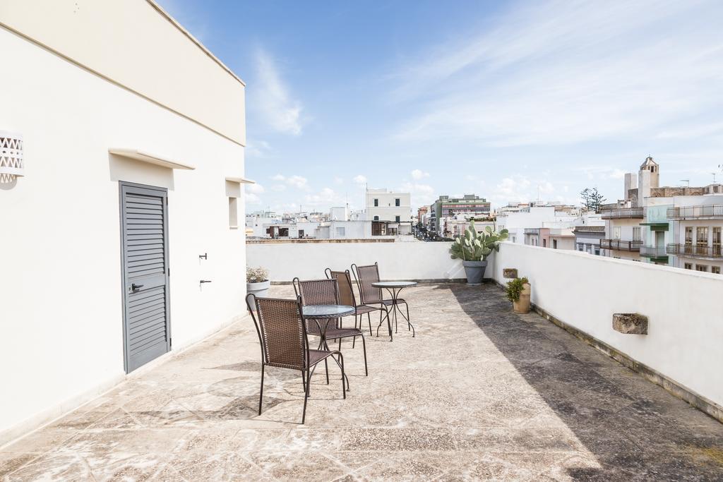 Palazzo Angelelli Bed & Breakfast Gallipoli Bagian luar foto