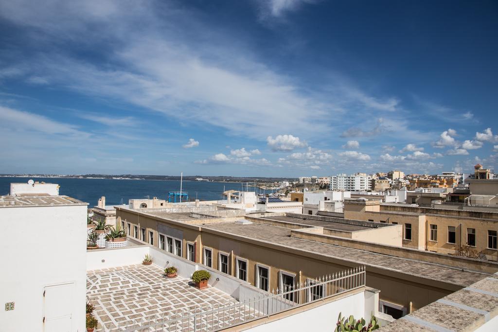Palazzo Angelelli Bed & Breakfast Gallipoli Bagian luar foto