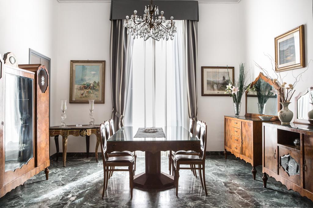 Palazzo Angelelli Bed & Breakfast Gallipoli Bagian luar foto