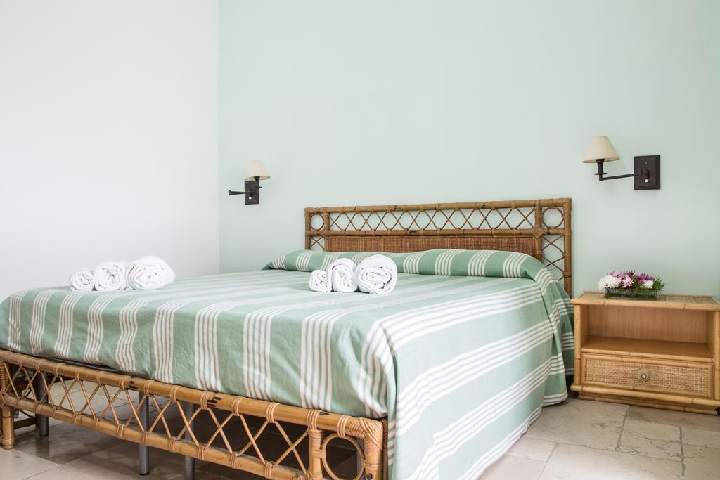 Palazzo Angelelli Bed & Breakfast Gallipoli Bagian luar foto